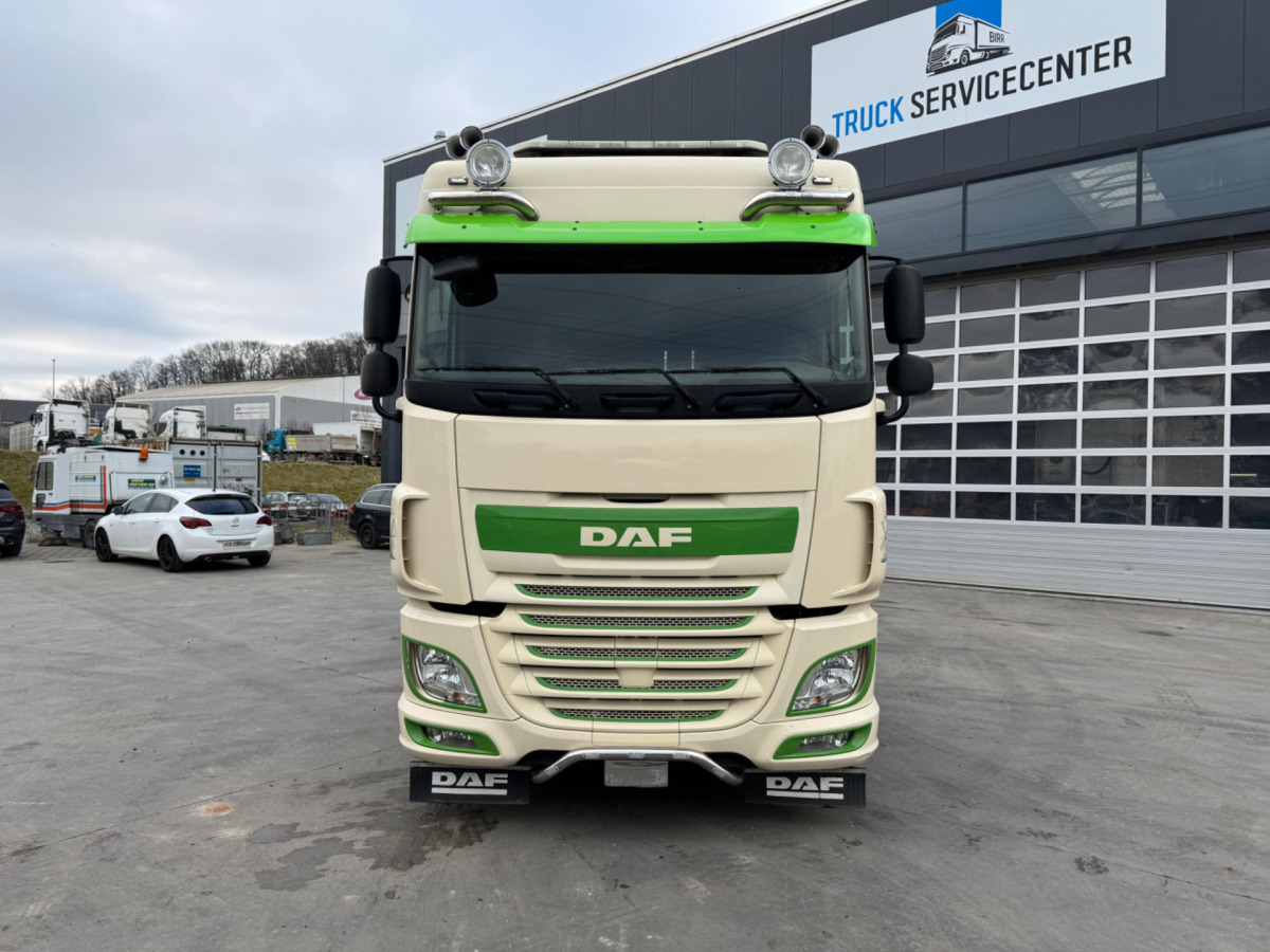 DAF XF460 4x2 - Xe đầu kéo: hình 2 DAF XF460 4x2 - Xe đầu kéo: hình 2
