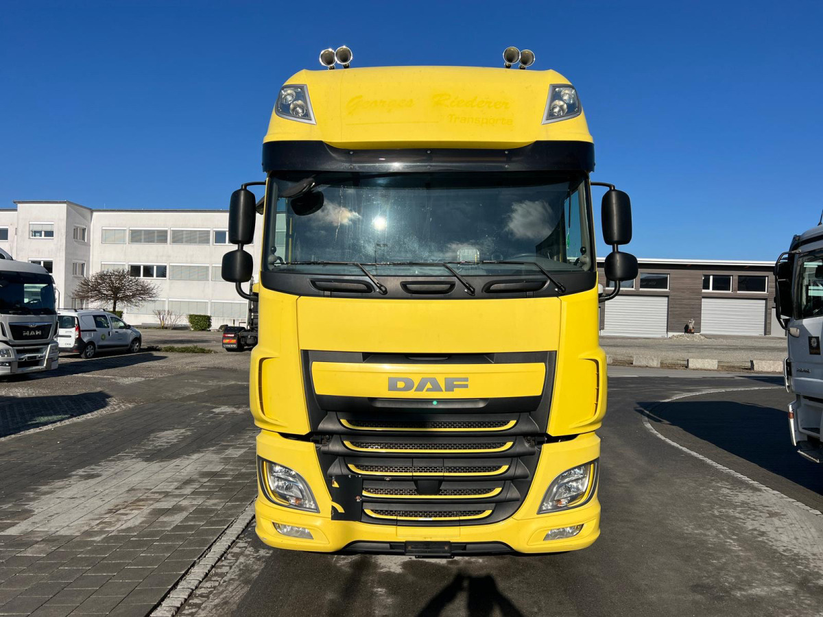 DAF XF510 4x2 - Xe đầu kéo: hình 2 DAF XF510 4x2 - Xe đầu kéo: hình 2