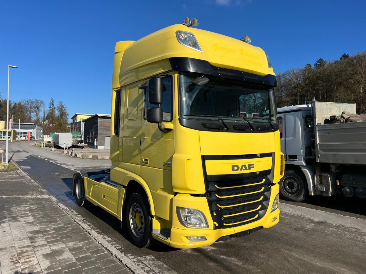 DAF XF510 4x2 - Xe đầu kéo: hình 3 DAF XF510 4x2 - Xe đầu kéo: hình 3