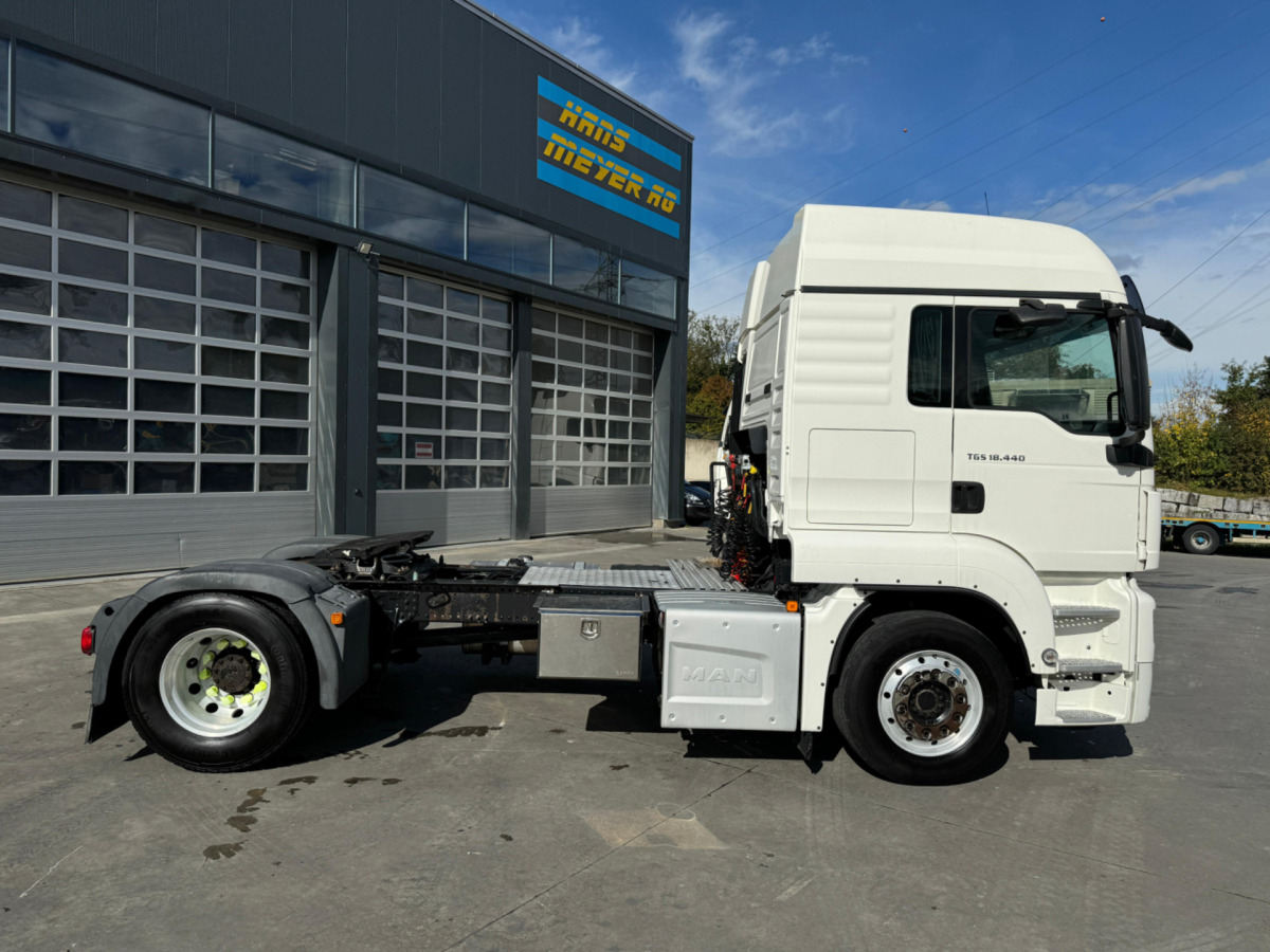 MAN TGS 18.440 4x2 ADR - Xe đầu kéo: hình 5 MAN TGS 18.440 4x2 ADR - Xe đầu kéo: hình 5