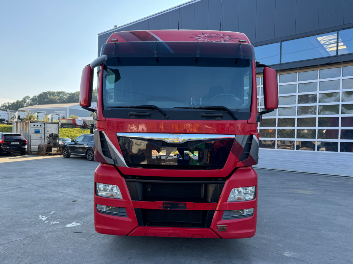 MAN TGX 18.440 C0712 - Xe đầu kéo: hình 2 MAN TGX 18.440 C0712 - Xe đầu kéo: hình 2