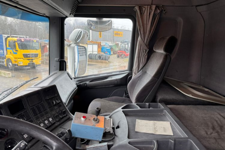Xe đầu kéo Scania 420 4x4: hình 14