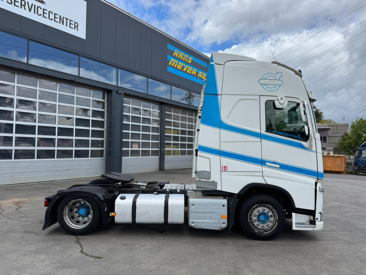 VOLVO FH-460 4x2 Mega Verstellbare Sattelkupplung - Xe đầu kéo: hình 4 VOLVO FH-460 4x2 Mega Verstellbare Sattelkupplung - Xe đầu kéo: hình 4