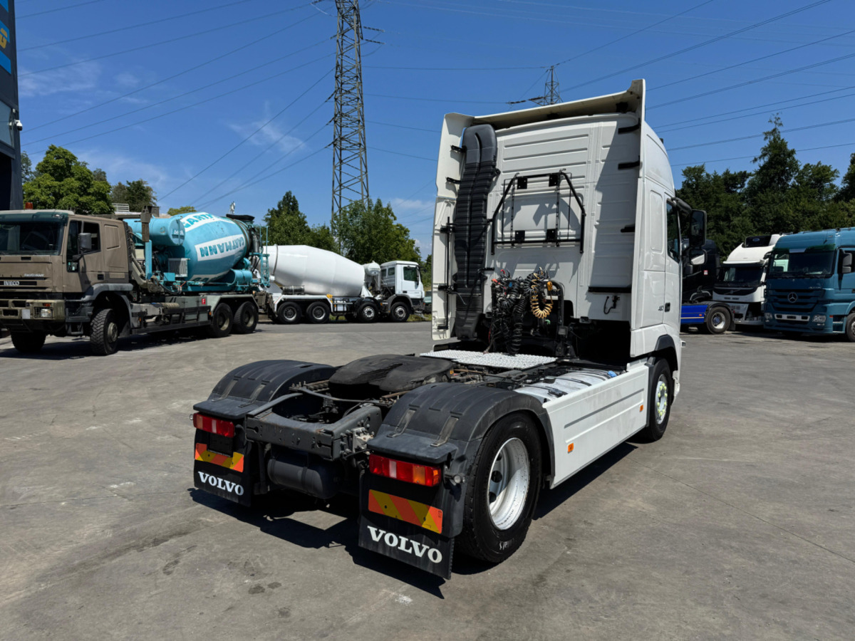 VOLVO FH-460 4x2 - Xe đầu kéo: hình 5 VOLVO FH-460 4x2 - Xe đầu kéo: hình 5