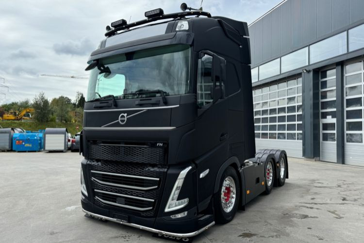 Volvo FH-500 TC 6x2 - Xe đầu kéo: hình 1 Volvo FH-500 TC 6x2 - Xe đầu kéo: hình 1