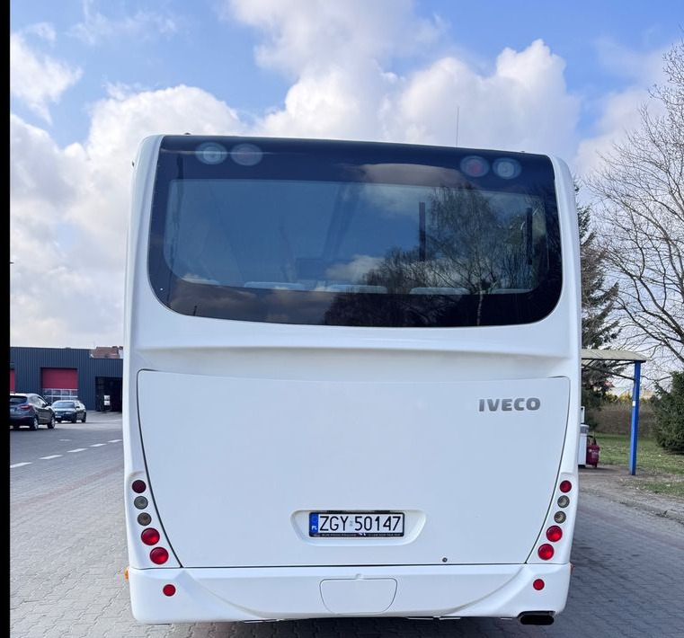 Irisbus Crossway LE / Manualna skrzynia biegów / 36 miejsc / niskowejściowy / Cena: 62000zł netto - Xe bus đô thị: hình 5 Irisbus Crossway LE / Manualna skrzynia biegów / 36 miejsc / niskowejściowy / Cena: 62000zł netto - Xe bus đô thị: hình 5