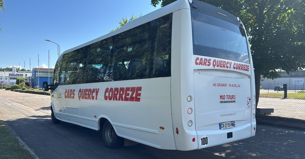 Iveco Wing/ 33 miejsca /mała klima /Cena:178000 zł netto - Xe bus mini, Xe van chở khách: hình 2 Iveco Wing/ 33 miejsca /mała klima /Cena:178000 zł netto - Xe bus mini, Xe van chở khách: hình 2