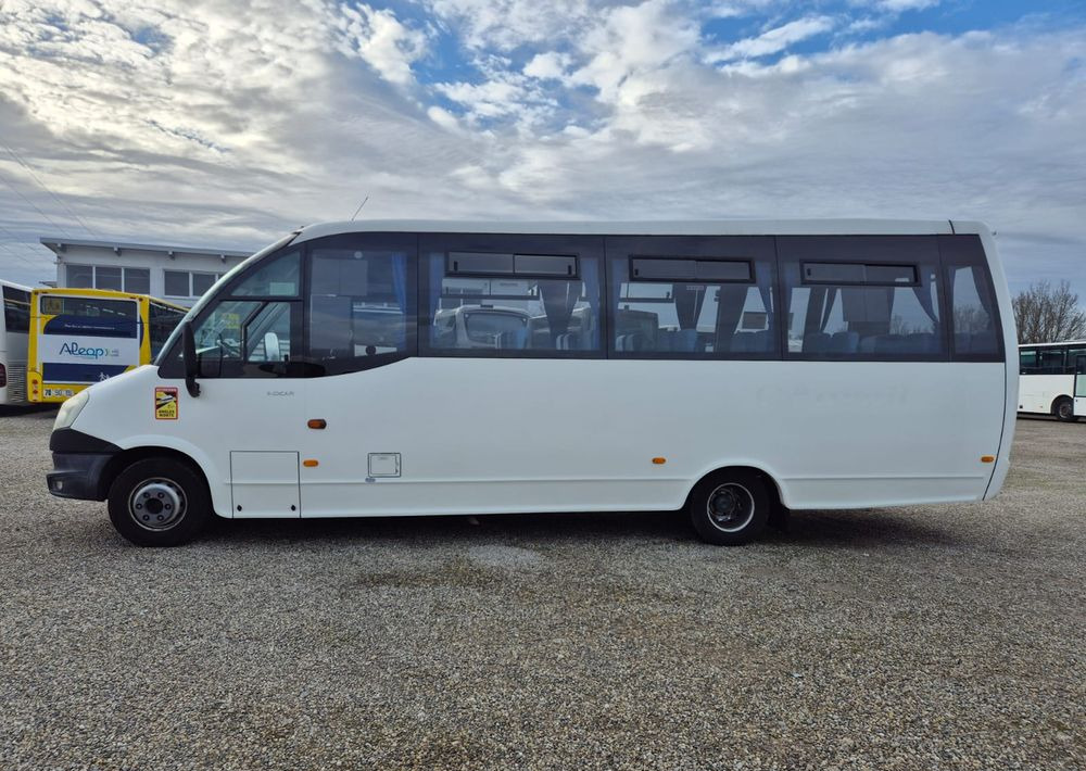 Iveco Wing /34 miejsca /mały przebieg/ Cena:127000 zł netto - Xe bus mini, Xe van chở khách: hình 3 Iveco Wing /34 miejsca /mały przebieg/ Cena:127000 zł netto - Xe bus mini, Xe van chở khách: hình 3