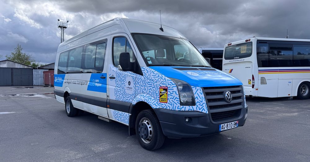 Volkswagen Crafter / 23 miejsca / Cena:67000 zł netto - Xe bus mini, Xe van chở khách: hình 1 Volkswagen Crafter / 23 miejsca / Cena:67000 zł netto - Xe bus mini, Xe van chở khách: hình 1