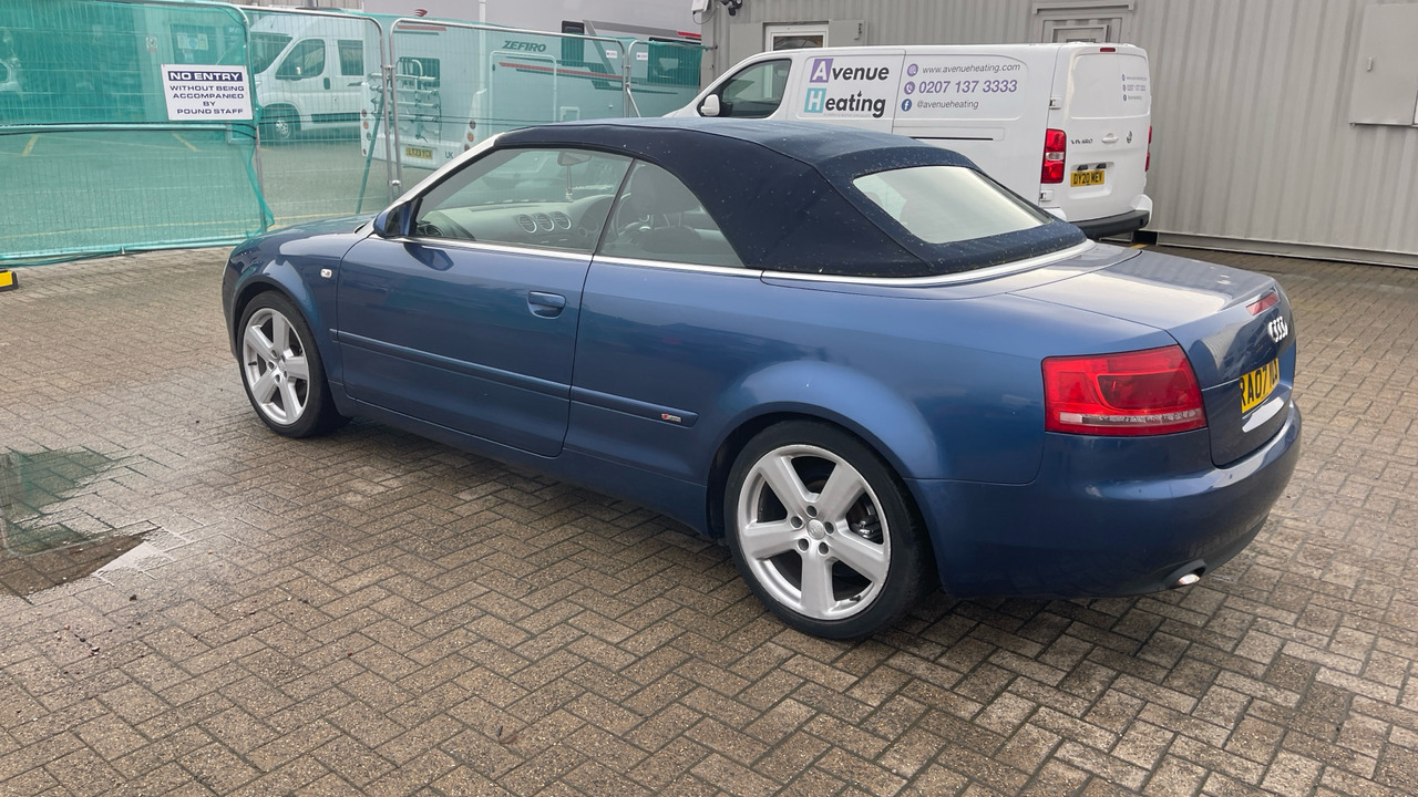 AUDI A4 2.0 TDI - Xe hơi: hình 3 AUDI A4 2.0 TDI - Xe hơi: hình 3