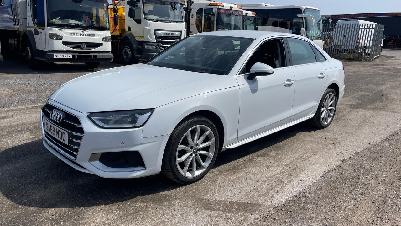 AUDI A4 35 TDI Sport 4dr S Tronic - Sedan: hình 2 AUDI A4 35 TDI Sport 4dr S Tronic - Sedan: hình 2