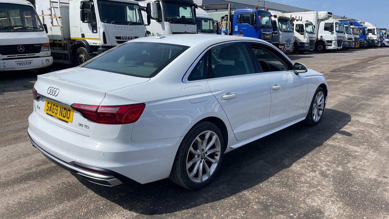 AUDI A4 35 TDI Sport 4dr S Tronic - Sedan: hình 4 AUDI A4 35 TDI Sport 4dr S Tronic - Sedan: hình 4