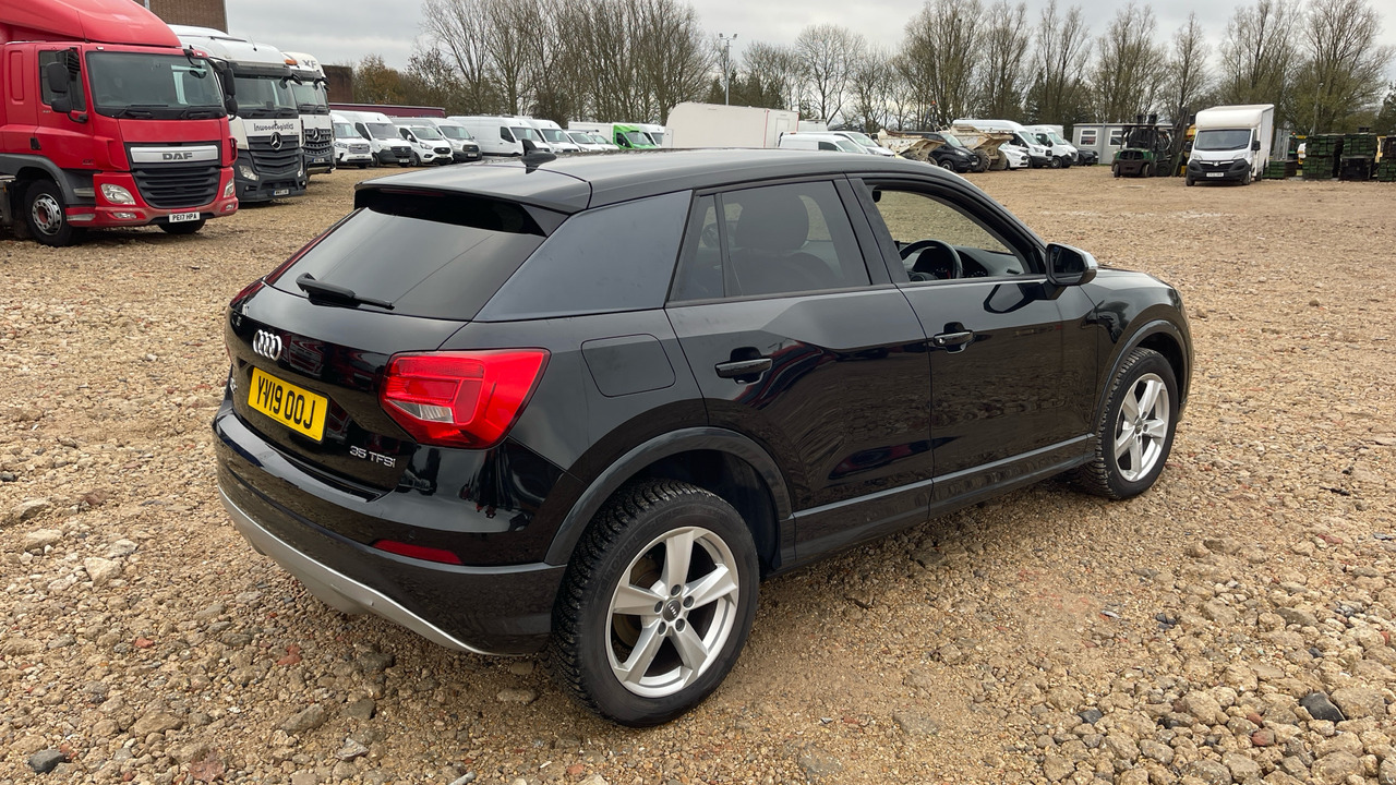 AUDI Q2 35 1.5 TFSI Sport - Xe wagon: hình 4 AUDI Q2 35 1.5 TFSI Sport - Xe wagon: hình 4