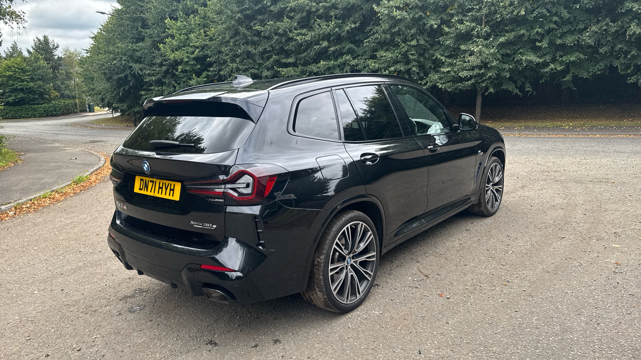 BMW X3 xDrive 30e M Sport - SUV: hình 4 BMW X3 xDrive 30e M Sport - SUV: hình 4