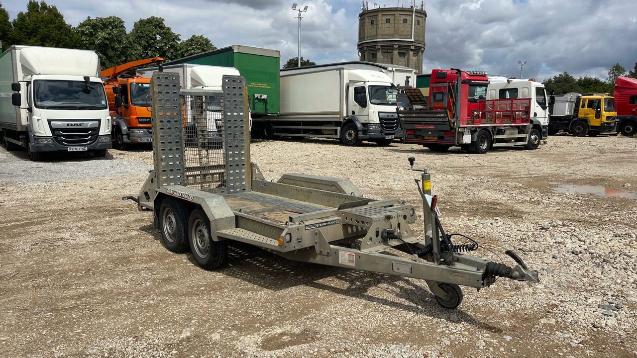 BRIAN JAMES CARGO DIGGER T-02-T - Rơ moóc để vận chuyển thiết bị: hình 1 BRIAN JAMES CARGO DIGGER T-02-T - Rơ moóc để vận chuyển thiết bị: hình 1