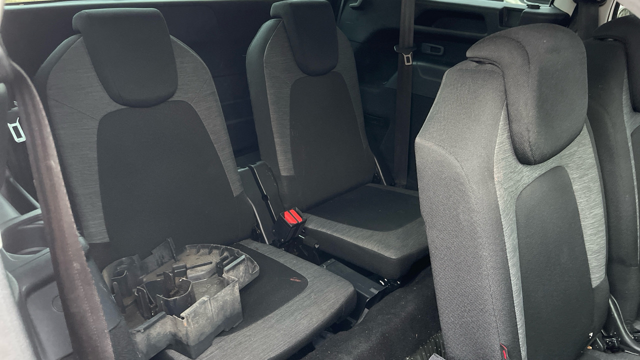 Xe hơi CITROEN GRAND C4 PICASSO 1.6 BLUE HDI 100PS: hình 20 Xe hơi CITROEN GRAND C4 PICASSO 1.6 BLUE HDI 100PS: hình 20