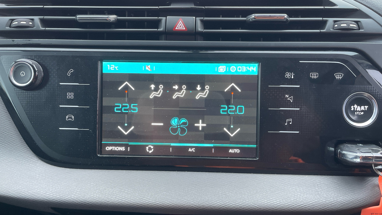 Xe hơi CITROEN GRAND C4 PICASSO 1.6 BLUE HDI 100PS: hình 7 Xe hơi CITROEN GRAND C4 PICASSO 1.6 BLUE HDI 100PS: hình 7