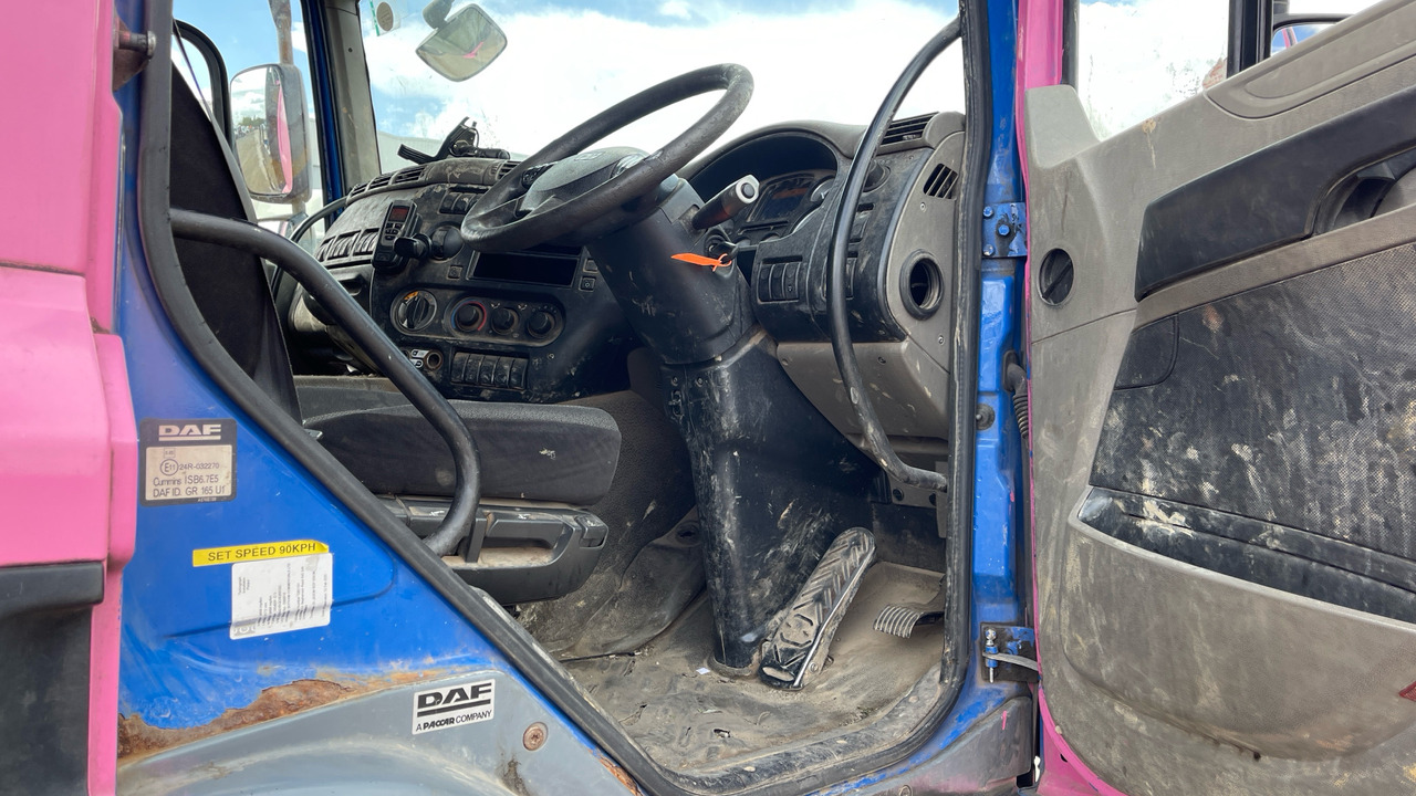 DAF CF 65.220 - Xe tải thùng lửng/ Phẳng: hình 5 DAF CF 65.220 - Xe tải thùng lửng/ Phẳng: hình 5