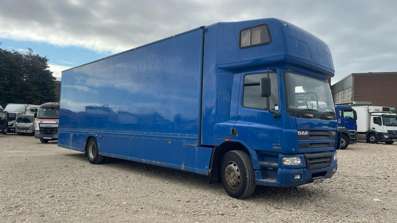 DAF CF 65.250 - Xe tải hộp: hình 1 DAF CF 65.250 - Xe tải hộp: hình 1