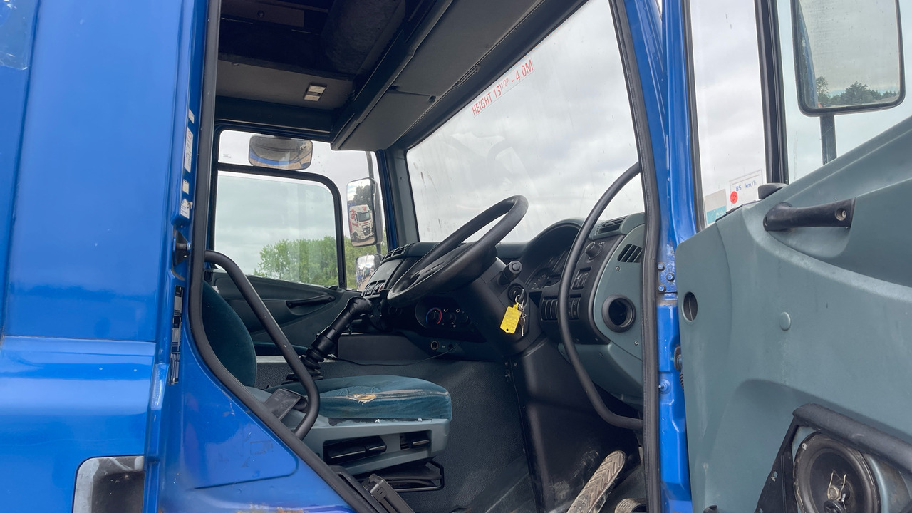 DAF CF 65.250 - Xe tải hộp: hình 5 DAF CF 65.250 - Xe tải hộp: hình 5
