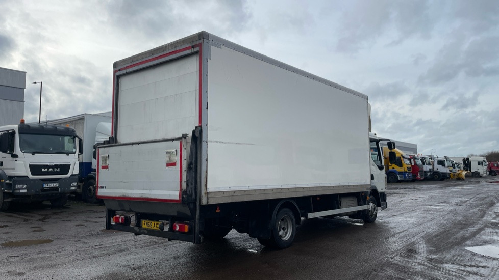 DAF LF 180 - Xe tải hộp: hình 4 DAF LF 180 - Xe tải hộp: hình 4