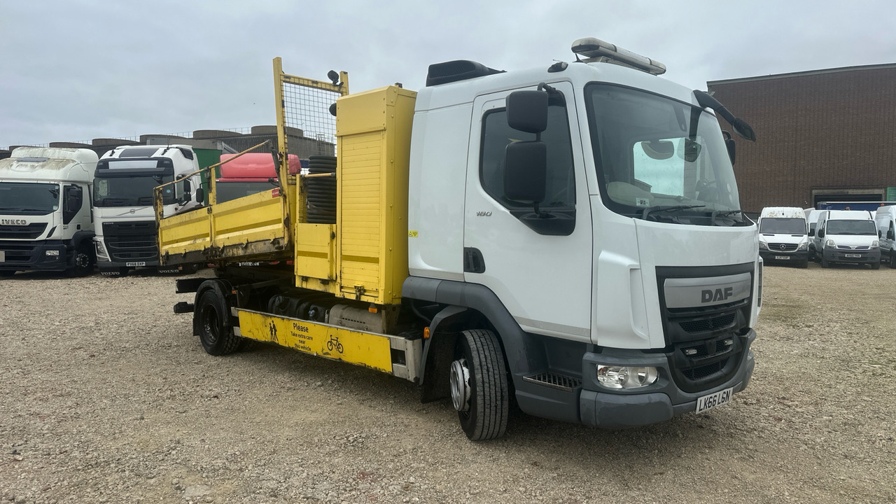 DAF LF 180 - Xe tải thùng lửng/ Phẳng: hình 1 DAF LF 180 - Xe tải thùng lửng/ Phẳng: hình 1