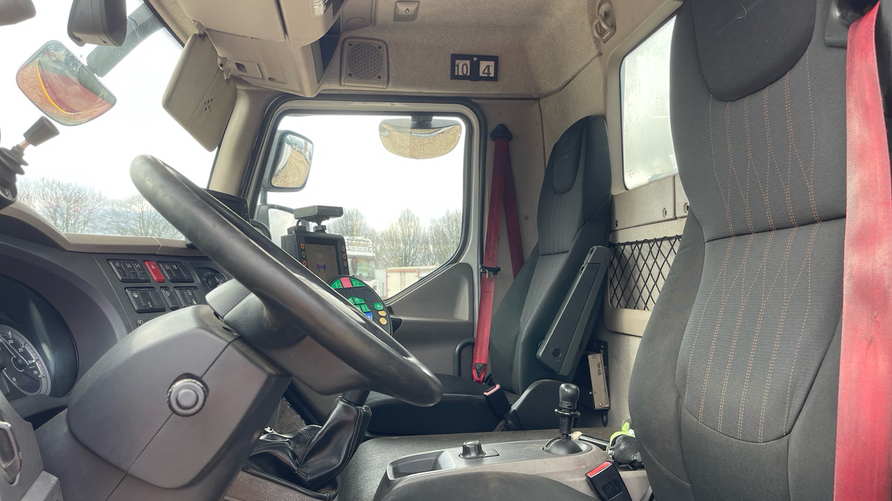 DAF LF 230 - Xe quét đường: hình 5 DAF LF 230 - Xe quét đường: hình 5