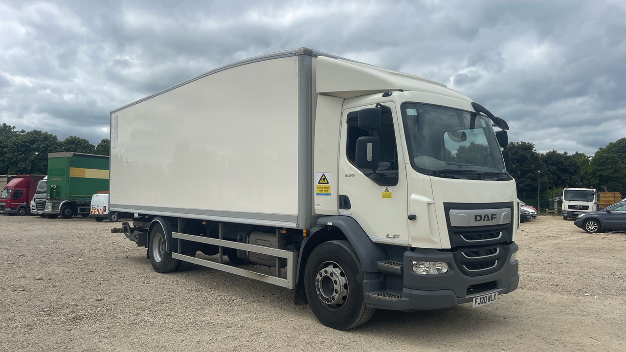 DAF LF 230 - Xe tải hộp: hình 1 DAF LF 230 - Xe tải hộp: hình 1