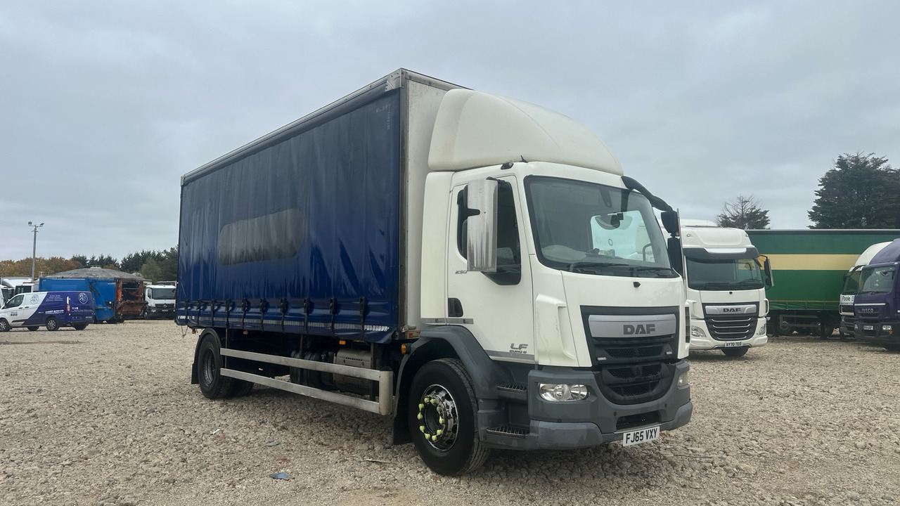 DAF LF 250 - Xe tải thùng mui bạt: hình 1 DAF LF 250 - Xe tải thùng mui bạt: hình 1