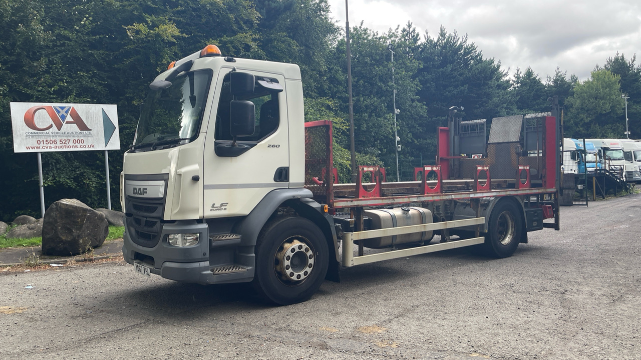 DAF LF 280 - Xe tải thùng lửng/ Phẳng: hình 2 DAF LF 280 - Xe tải thùng lửng/ Phẳng: hình 2