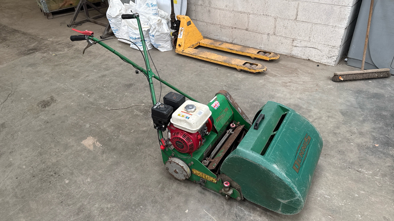 DENNIS FT510 PEDESTRIAN CYLINDER MOWER WITH 9K UNIT AND GRASS BOX - Máy cắt cỏ vườn: hình 1 DENNIS FT510 PEDESTRIAN CYLINDER MOWER WITH 9K UNIT AND GRASS BOX - Máy cắt cỏ vườn: hình 1