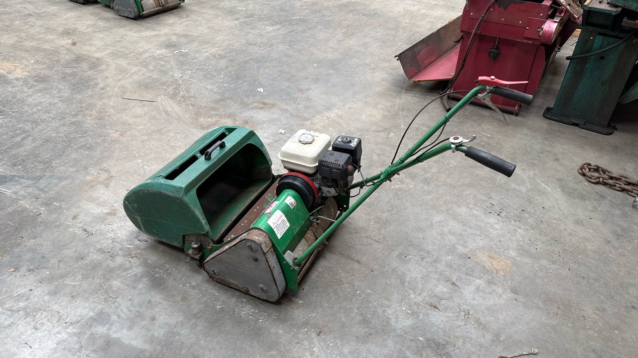 DENNIS FT510 PEDESTRIAN CYLINDER MOWER WITH 9K UNIT AND GRASS BOX - Máy cắt cỏ vườn: hình 3 DENNIS FT510 PEDESTRIAN CYLINDER MOWER WITH 9K UNIT AND GRASS BOX - Máy cắt cỏ vườn: hình 3