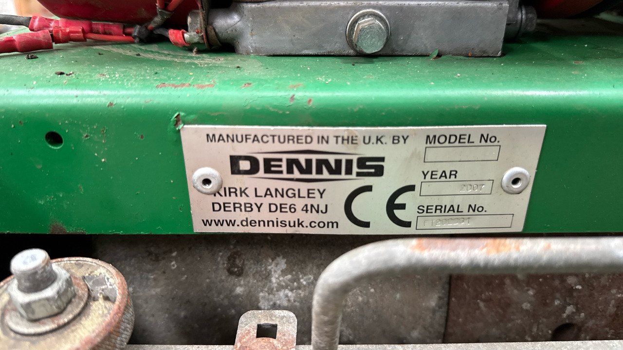 DENNIS FT510 PEDESTRIAN CYLINDER MOWER WITH 9K UNIT AND GRASS BOX - Máy cắt cỏ vườn: hình 5 DENNIS FT510 PEDESTRIAN CYLINDER MOWER WITH 9K UNIT AND GRASS BOX - Máy cắt cỏ vườn: hình 5