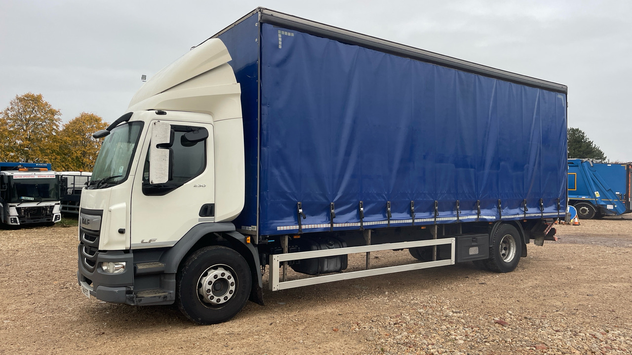 Daf LF 230 - Xe tải thùng mui bạt: hình 2 Daf LF 230 - Xe tải thùng mui bạt: hình 2