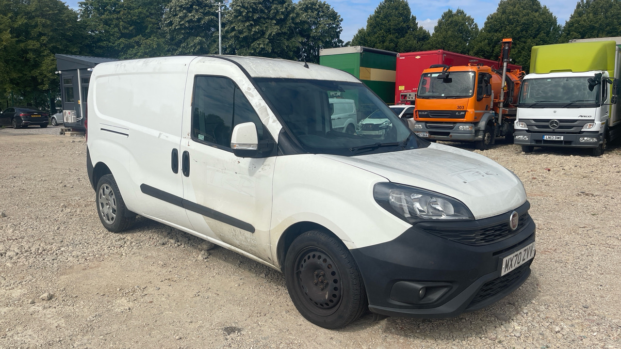 FIAT DOBLO 1.6 Multijet 16V 105PS - Xe van nhỏ gọn: hình 1 FIAT DOBLO 1.6 Multijet 16V 105PS - Xe van nhỏ gọn: hình 1