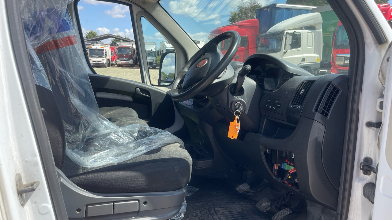 FIAT DUCATO 35 2.3 MULTIJET 140PS - Xe van chở hàng: hình 5 FIAT DUCATO 35 2.3 MULTIJET 140PS - Xe van chở hàng: hình 5