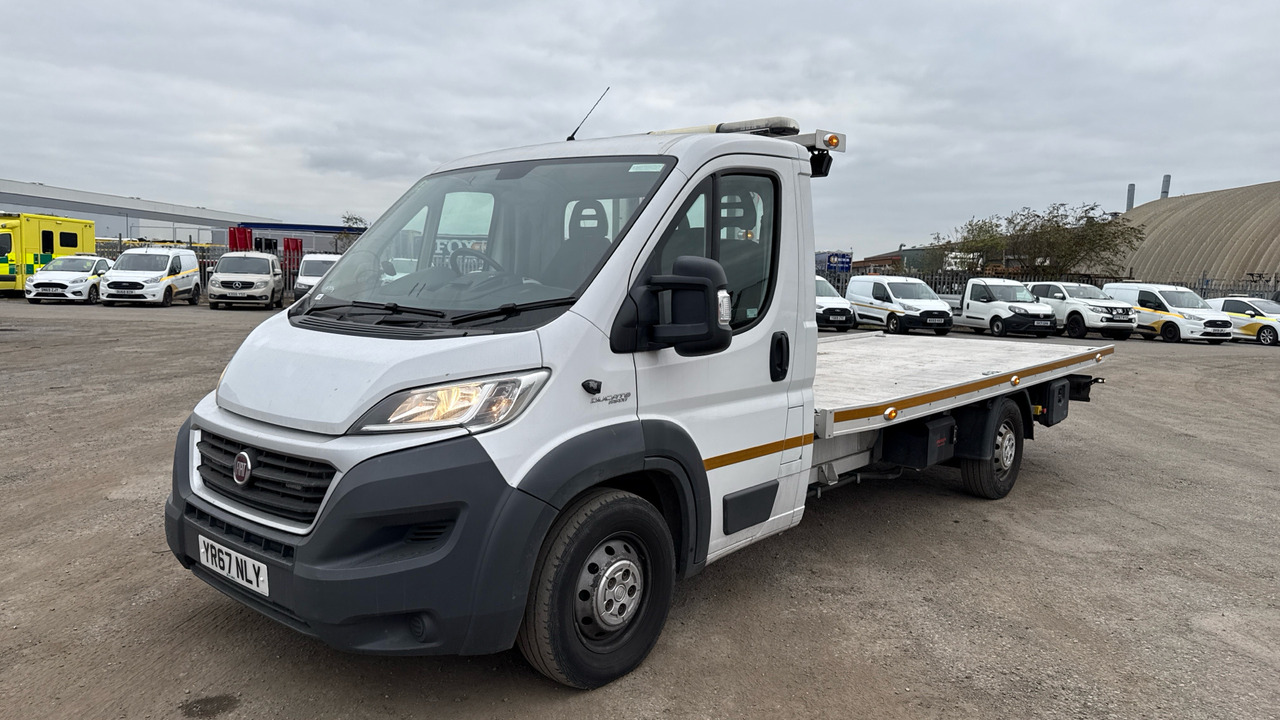 FIAT DUCATO 35 2.3 Multijet  30PS - Xe tải chuyên chở tự động: hình 2 FIAT DUCATO 35 2.3 Multijet  30PS - Xe tải chuyên chở tự động: hình 2