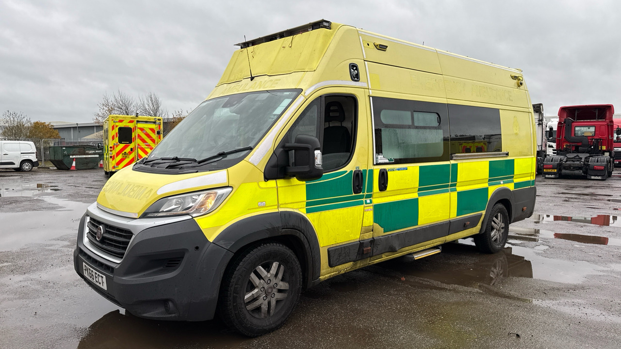 FIAT DUCATO 42 2.3 MULTIJET II - Xe cứu thương: hình 2 FIAT DUCATO 42 2.3 MULTIJET II - Xe cứu thương: hình 2