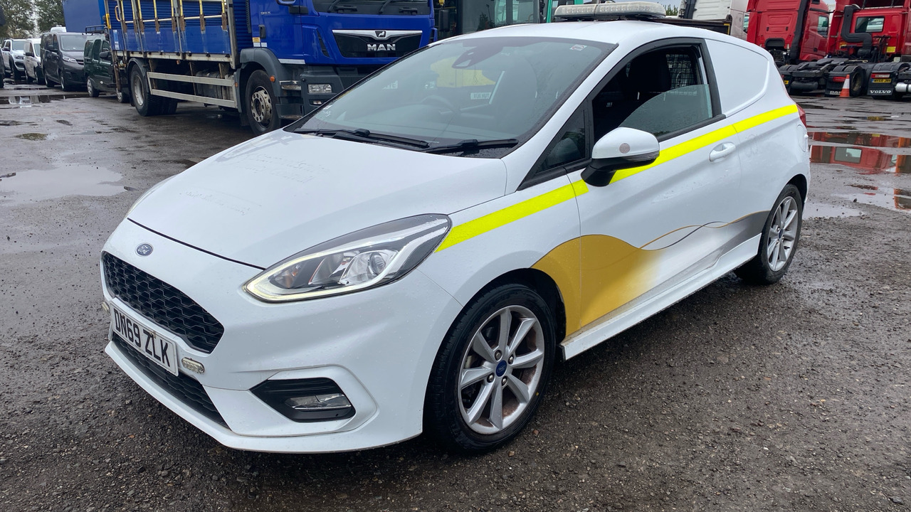 FORD FIESTA 1.5 TDCI 85PS - Xe hơi: hình 2 FORD FIESTA 1.5 TDCI 85PS - Xe hơi: hình 2