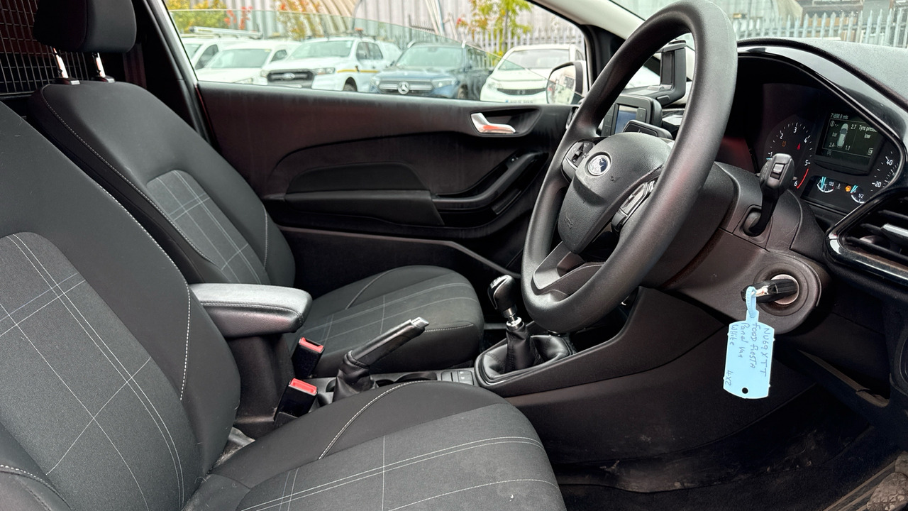 FORD FIESTA 1.5 TDCi - Xe hơi: hình 5 FORD FIESTA 1.5 TDCi - Xe hơi: hình 5