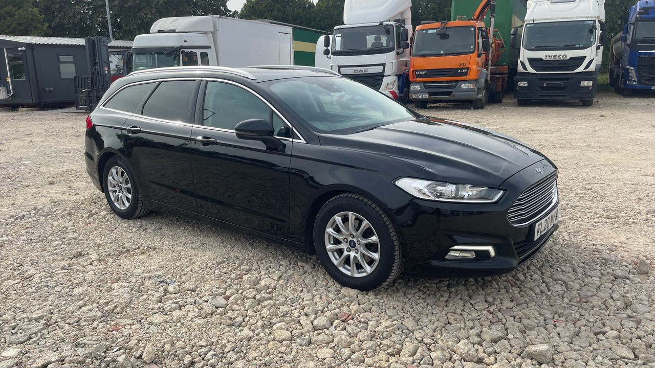 FORD MONDEO 2.0 ECO BLUE ZETEC - Xe wagon: hình 1 FORD MONDEO 2.0 ECO BLUE ZETEC - Xe wagon: hình 1