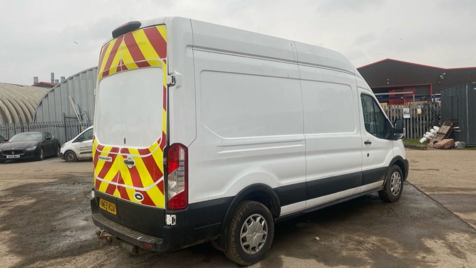 FORD TRANSIT 2.0 EcoBlue 130ps H3 Trend Van - Xe van chở hàng: hình 4 FORD TRANSIT 2.0 EcoBlue 130ps H3 Trend Van - Xe van chở hàng: hình 4