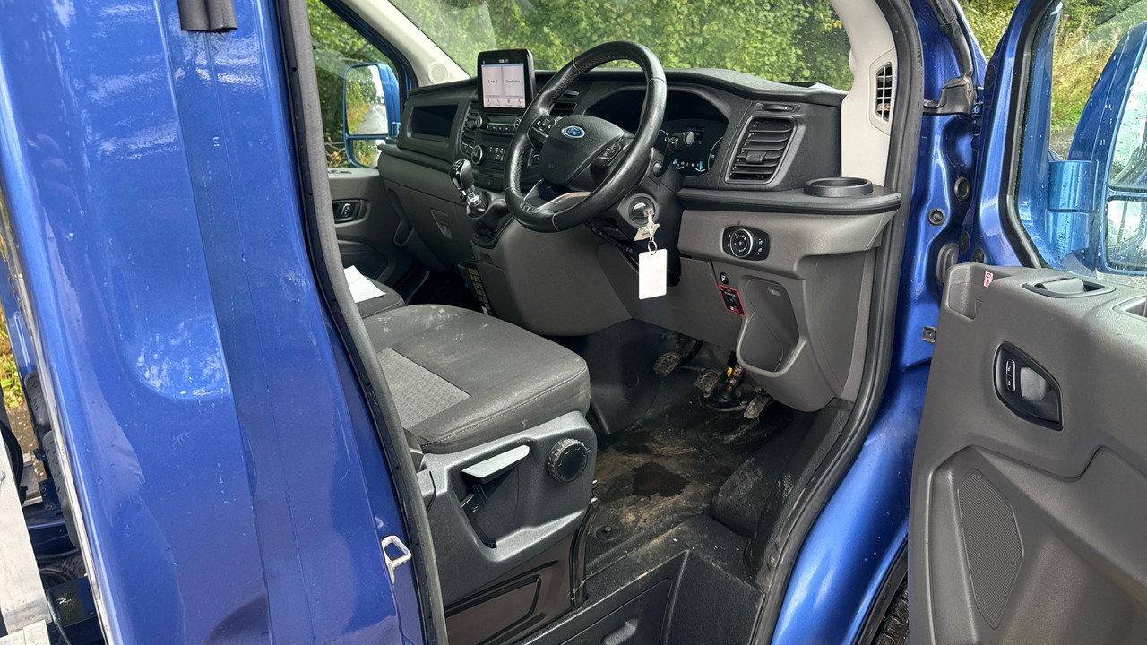 FORD TRANSIT 350 LEADER 2.0 ECOBLUE 130PS - Xe tải kéo: hình 5 FORD TRANSIT 350 LEADER 2.0 ECOBLUE 130PS - Xe tải kéo: hình 5