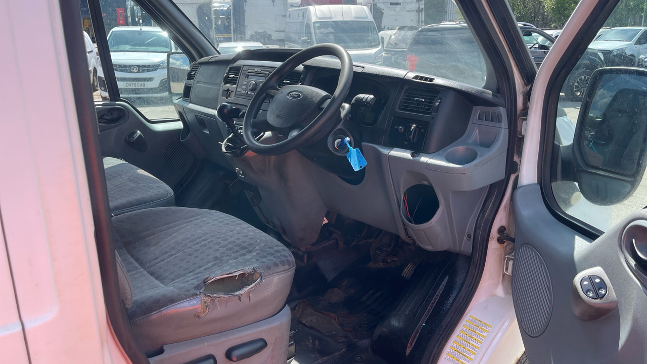 FORD TRANSIT 350 TDCi 140PS - Xe van chở hàng: hình 5 FORD TRANSIT 350 TDCi 140PS - Xe van chở hàng: hình 5