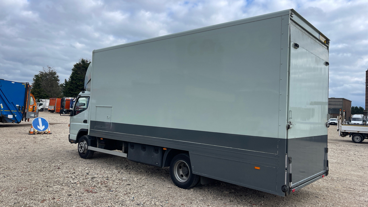 FUSO CANTER 7C15 - Xe tải chuyên chở tự động: hình 3 FUSO CANTER 7C15 - Xe tải chuyên chở tự động: hình 3