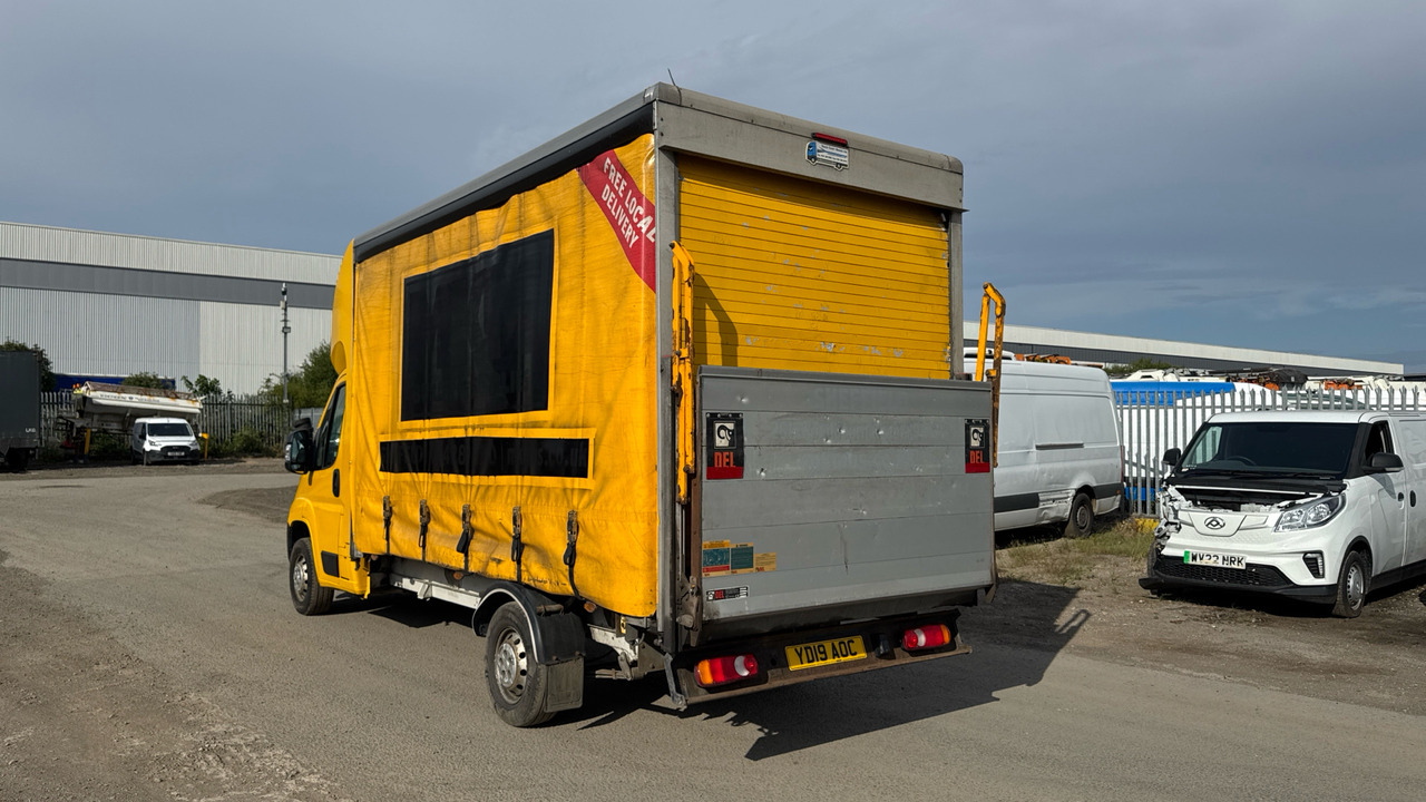 Fiat Ducato 35 2.3 MULTIJET 130PS - Xe tải nhỏ thùng kín: hình 4 Fiat Ducato 35 2.3 MULTIJET 130PS - Xe tải nhỏ thùng kín: hình 4