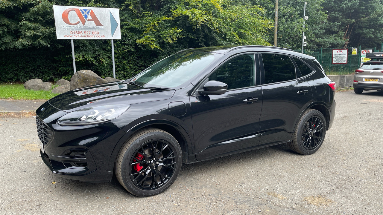 Ford Kuga 2.5 PHEV Black Package Edition CVT - Hatchback: hình 2 Ford Kuga 2.5 PHEV Black Package Edition CVT - Hatchback: hình 2