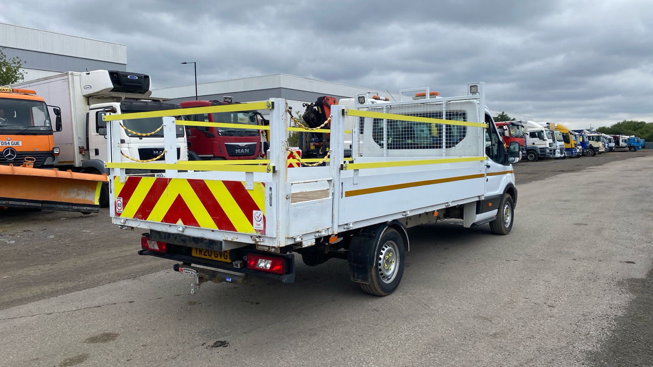 Ford Transit 350 2.0 ECOBLUE 130PS - Xe tải nhỏ phẳng: hình 4 Ford Transit 350 2.0 ECOBLUE 130PS - Xe tải nhỏ phẳng: hình 4