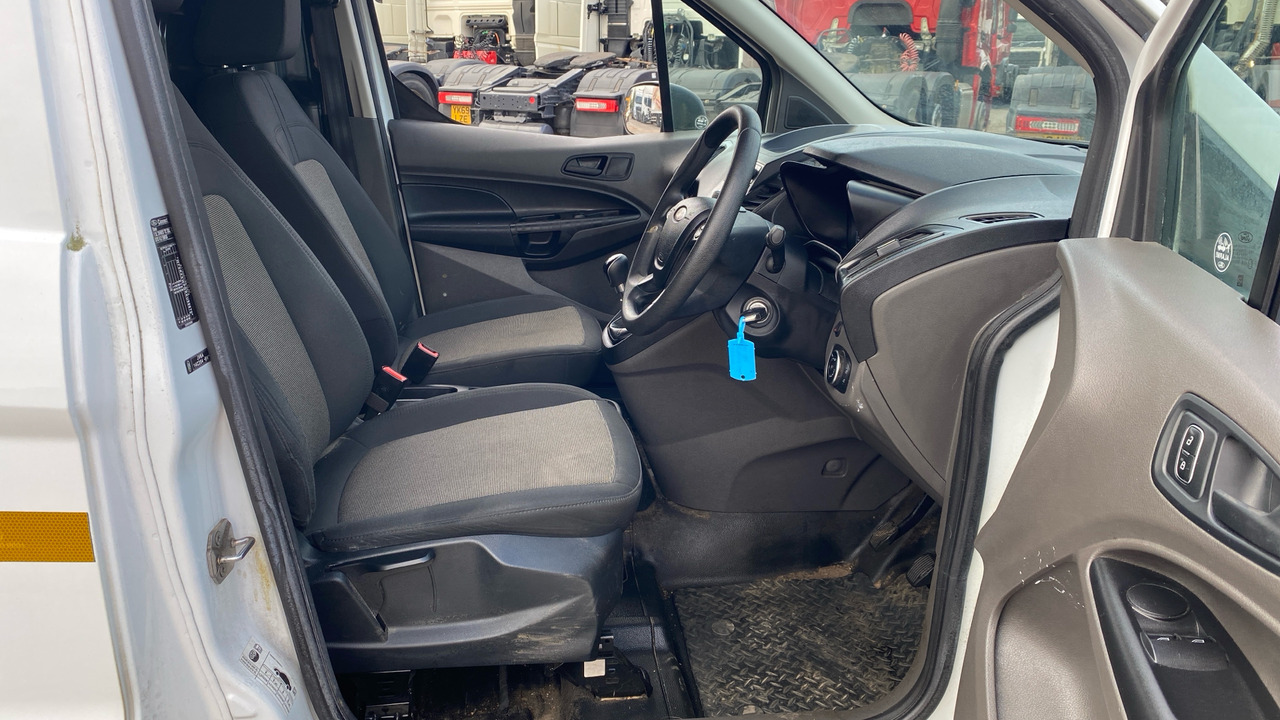 Ford Transit Connect 200 1.5 ECOBLUE 75PS - Xe van nhỏ gọn: hình 5 Ford Transit Connect 200 1.5 ECOBLUE 75PS - Xe van nhỏ gọn: hình 5