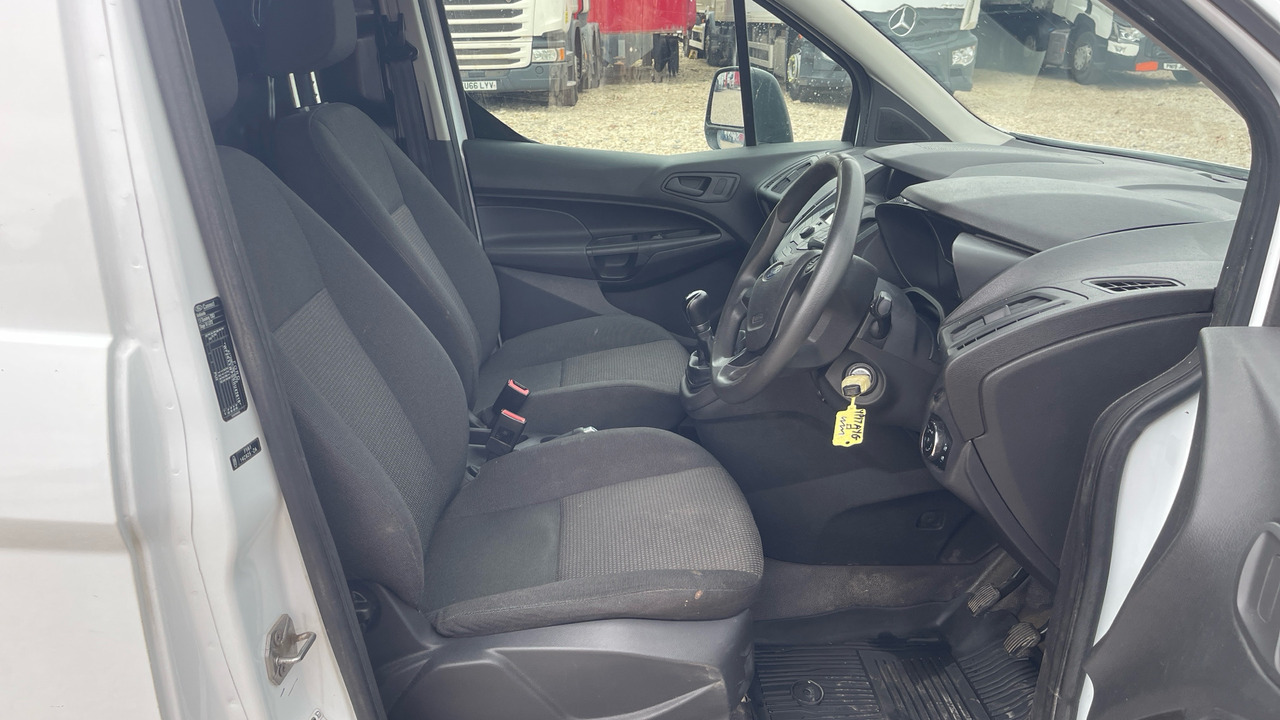 Ford Transit Connect 220 1.5 TDCI 100PS - Xe van nhỏ gọn: hình 5 Ford Transit Connect 220 1.5 TDCI 100PS - Xe van nhỏ gọn: hình 5